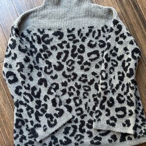 Isabel Maternity by Ingrid & Isabel Gray Leopard Turtleneck Sweater